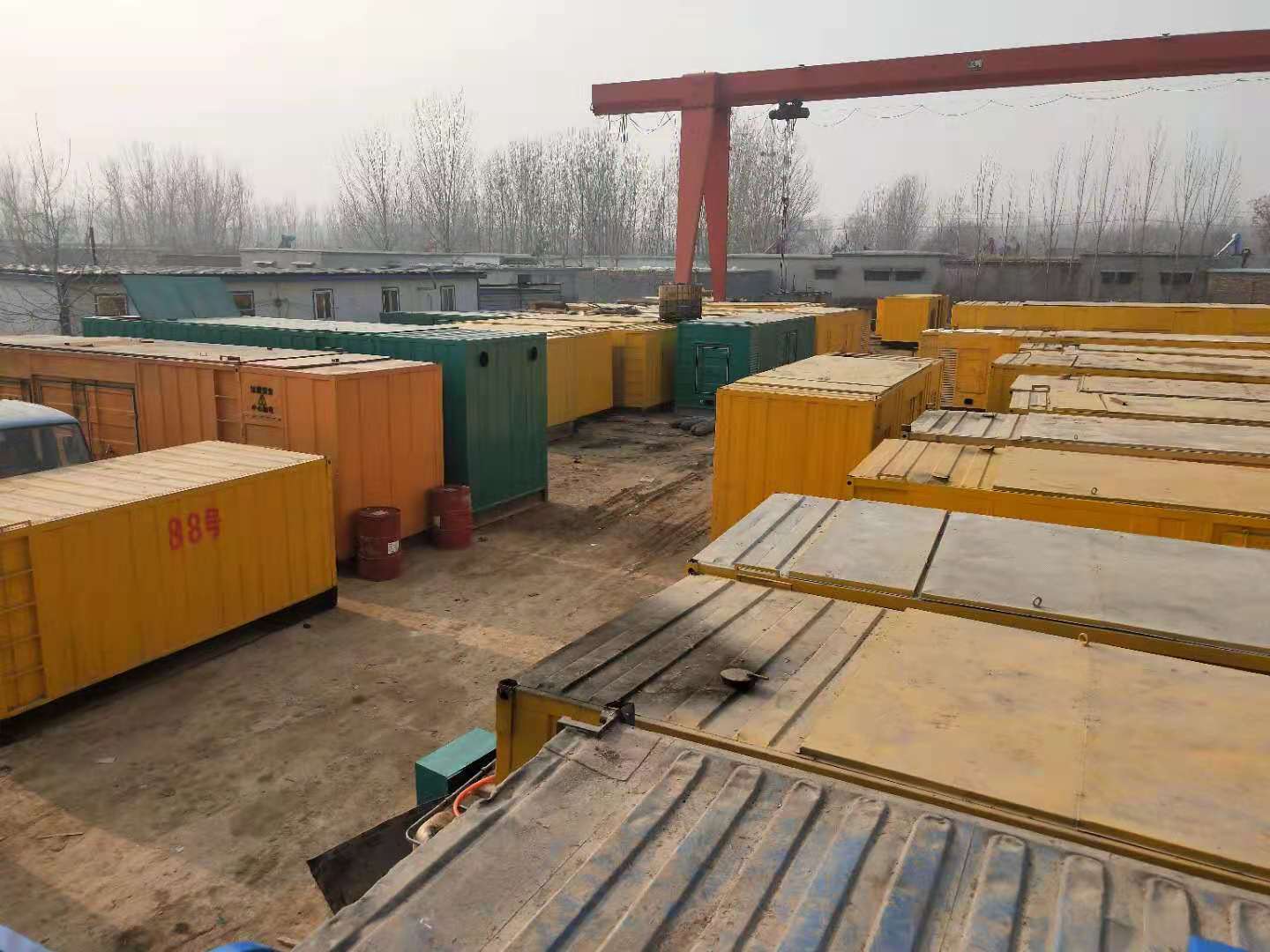 呼图壁租赁发电机-灰尘、风沙对柴油发电机组造成哪些不良影响？