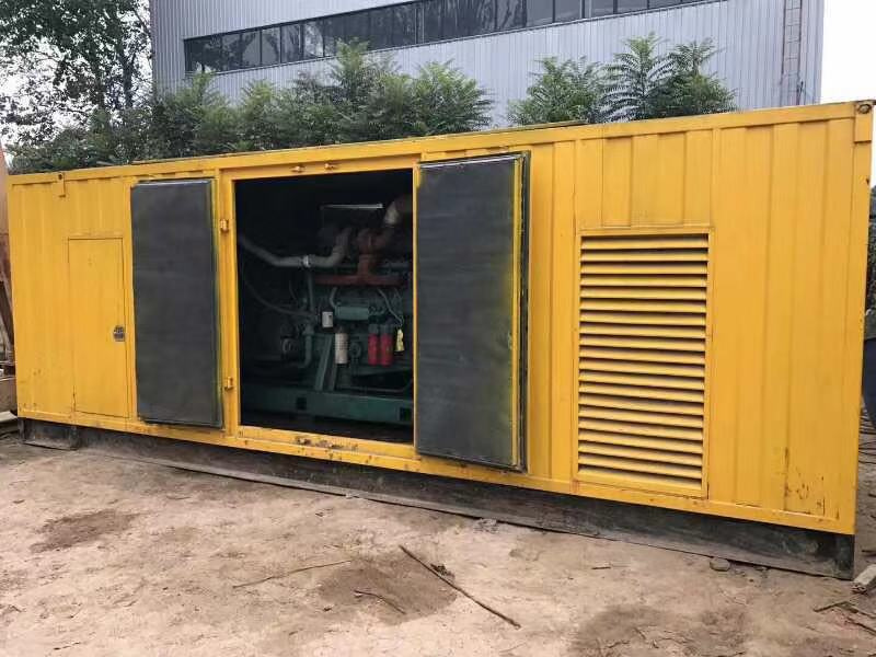 呼图壁柴油发电机组滤清器内充满机油但压力不足如何进行故障排查？