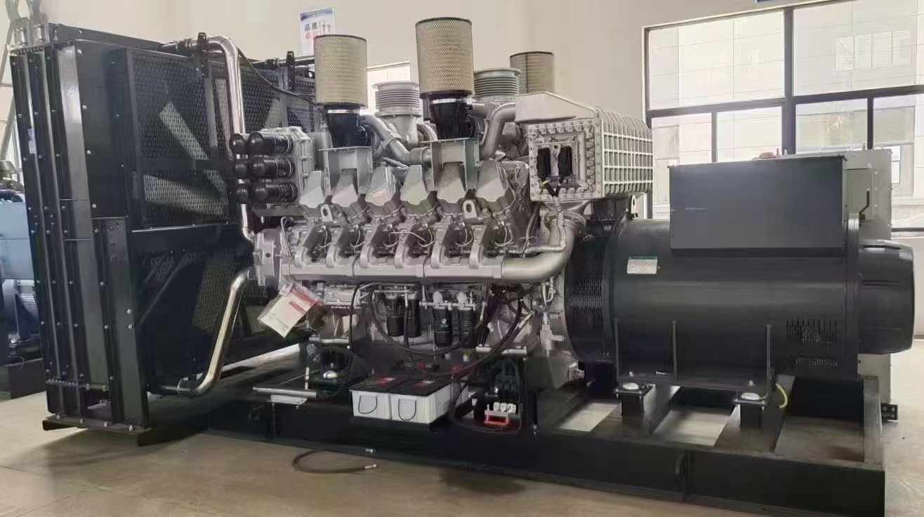 呼图壁800KW柴油发电机组可以带动多少kw的设备？