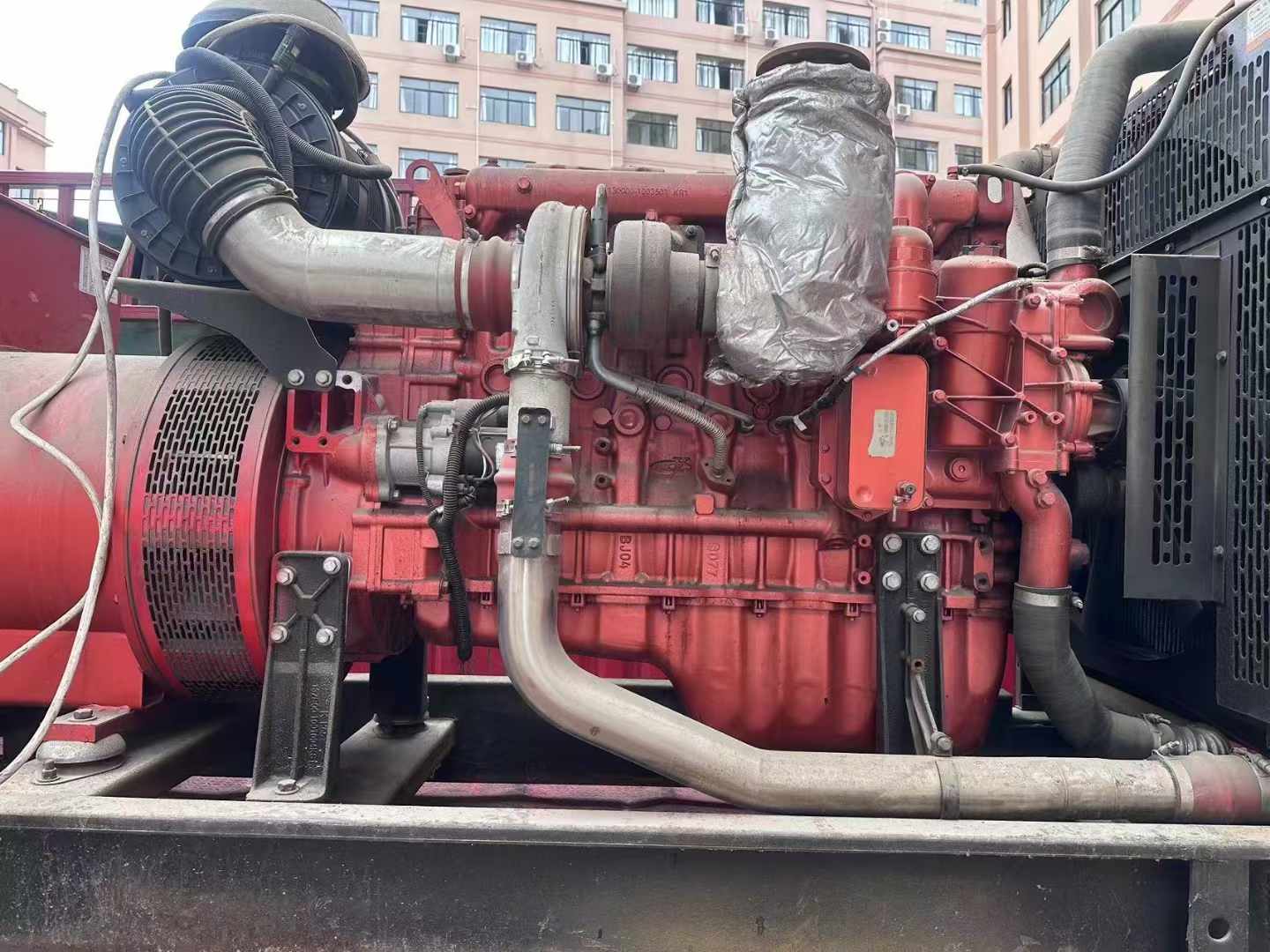 呼图壁如何选择适合 600kW 柴油发电机组的过载保护器？